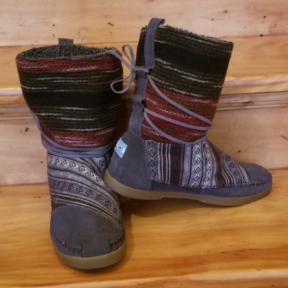 Tom's Wool Stripe Nepal Boots